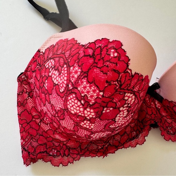 Victoria's Secret Bra Dream Angels Lined Demi Pink Red Lace Black Straps Bow 34C - Picture 11 of 13